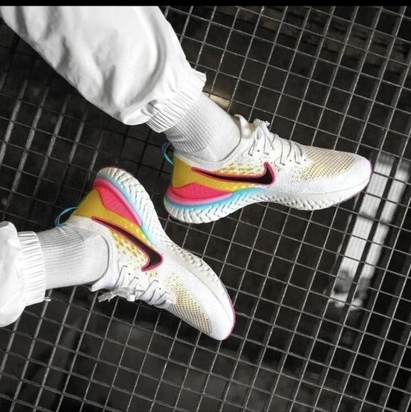 nike epic react flyknit 2 pink blast